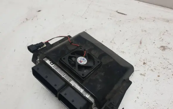 Land Rover Range Rover L322 Engine control unit/module 9W8312B684RR