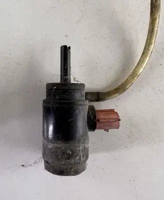Opel Frontera A Windscreen/windshield washer pump