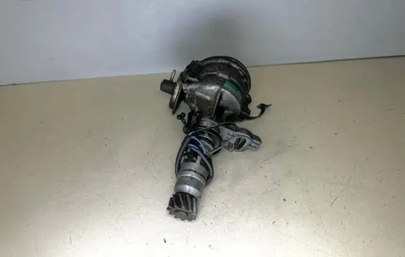 Mitsubishi Galant Eterna Spark distributor MD086700 1002910791