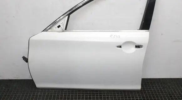 Infiniti M Y51 Front door QAA