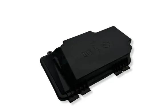 Mercedes-Benz C W205 Fuse box cover A2055400082