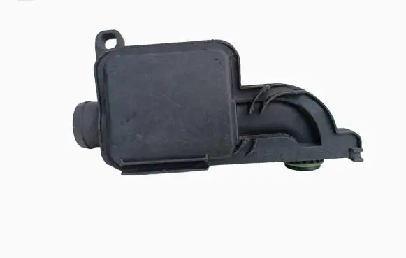 Ford Fiesta Breather hose/pipe 9650712480