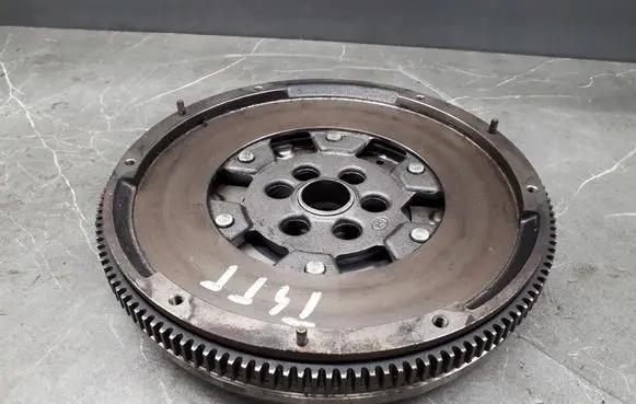Audi TT Mk1 Dual mass flywheel 06F105266ac
