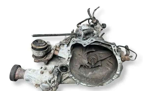 Ford Maverick Manual 5 speed gearbox 4866962 6L847003CE