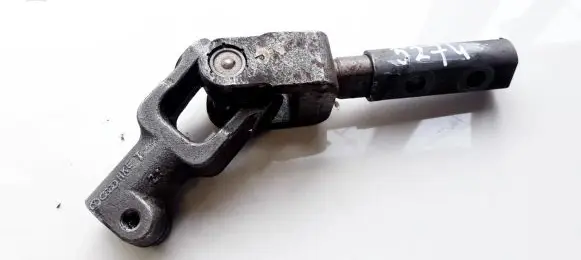 Volkswagen Golf III Steering column universal joint 1H0419955