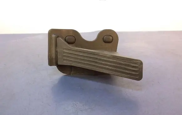 Mazda CX-3 Accelerator throttle pedal GHP9-41600-G