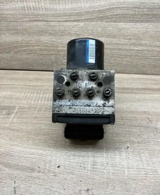 Volkswagen PASSAT B6 ABS Pump 3C0614095P 16027201