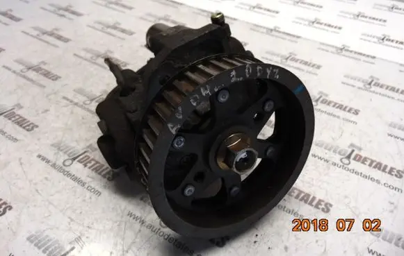 Toyota Avensis T220 Fuel injection high pressure pump 2210027010