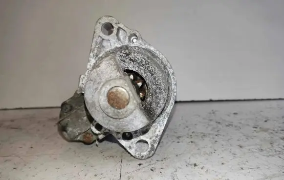 Honda CR-V Starter motor MHG025 M002T85871
