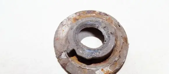 Volkswagen Golf V Front coil spring rubber mount 