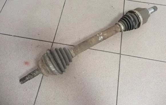 Citroen C4 Cactus Front driveshaft 9677477080