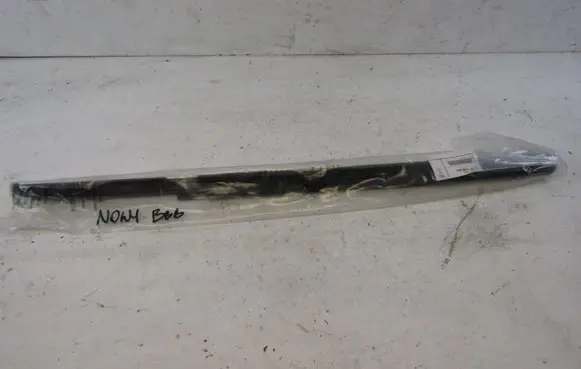 BMW 5 G30 G31 G38 Front door glass trim molding 51357336984