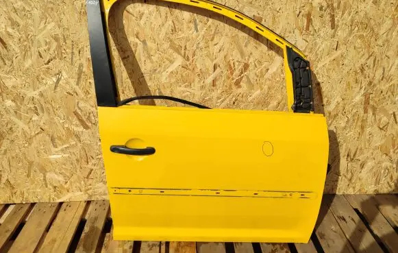 Volkswagen Caddy Front door