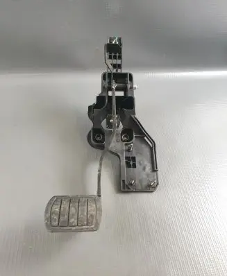 Peugeot Traveller Brake pedal 9806461180 9813503180