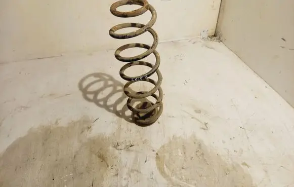Volkswagen Golf IV Rear coil spring