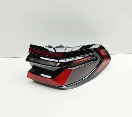 BMW X7 G07 Rear/tail lights 9881354