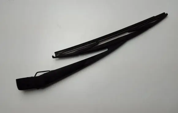 Mitsubishi Outlander Rear wiper blade arm 8253A232