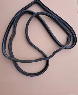 Mercedes-Benz E W124 Rubber seal rear door 1247303578