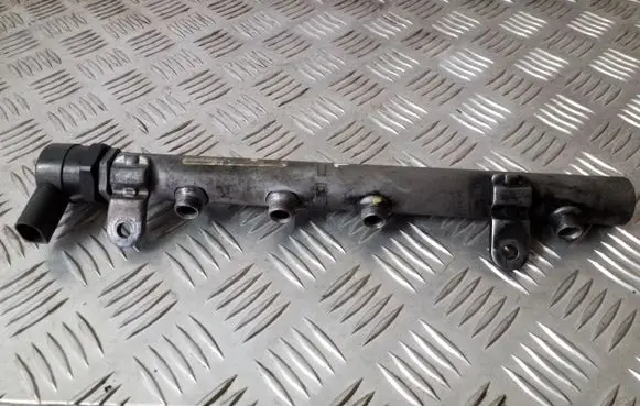 Mercedes-Benz R W251 Fuel main line pipe A6420700495 A6110780449 0281002494