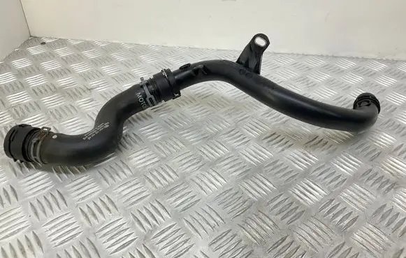 Audi A6 S6 C7 4G Engine coolant pipe/hose 04L121071H 4G0122101AE