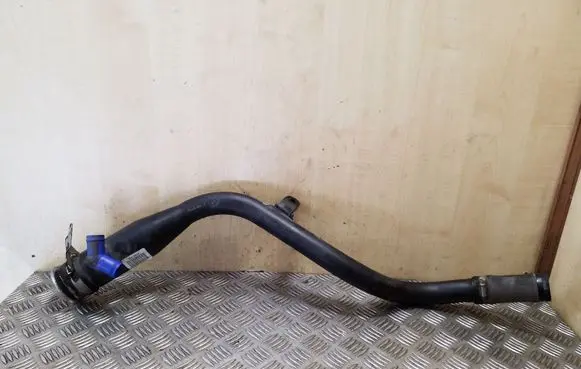 Fuel tank filler neck pipe