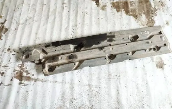 Renault Laguna III Engine splash shield/under tray