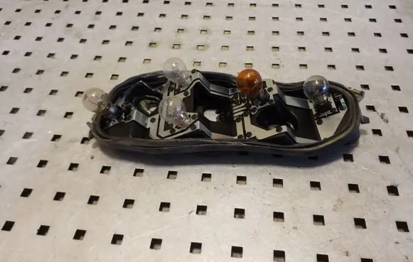 Tail light part