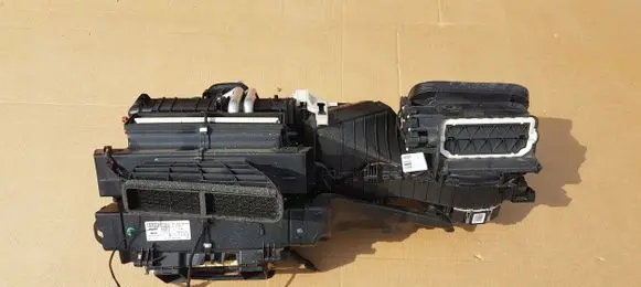 Audi A5 8T 8F Interior heater climate box assembly 8K1820005AR