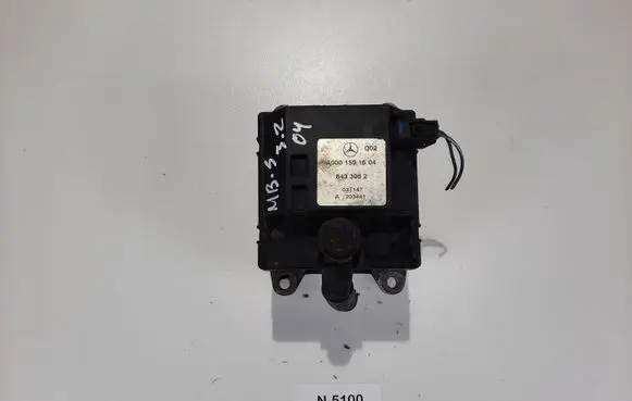 Mercedes-Benz S W220 Coolant heater A0001591604