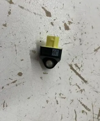 Lexus RX 450H Airbag deployment crash/impact sensor 8983107050