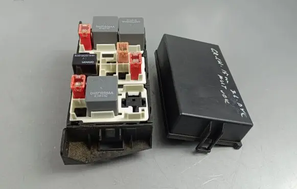 Jeep Grand Cherokee Fuse module