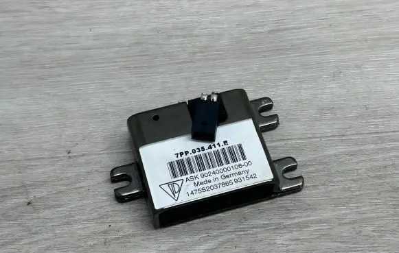 Porsche Cayenne (92A) Panel speaker 7PP035411E 9024000010600