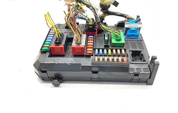 Peugeot 208 I Other control units/modules 9807531680