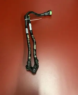 Gearbox oil cooler pipe/hose