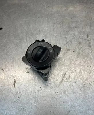 Mercedes-Benz Sprinter W906 Light switch A9065450504 ZGS003 5737442