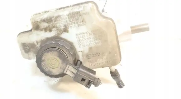 Skoda Superb B5 (3U) Master brake cylinder