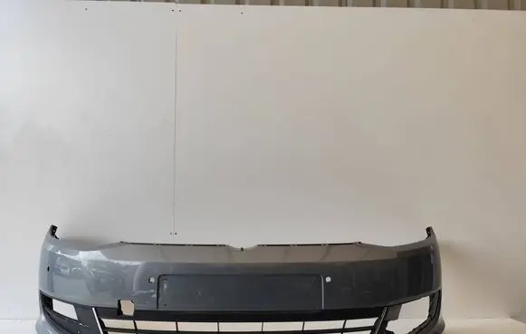 Volkswagen Sharan Front bumper 7N0807221A