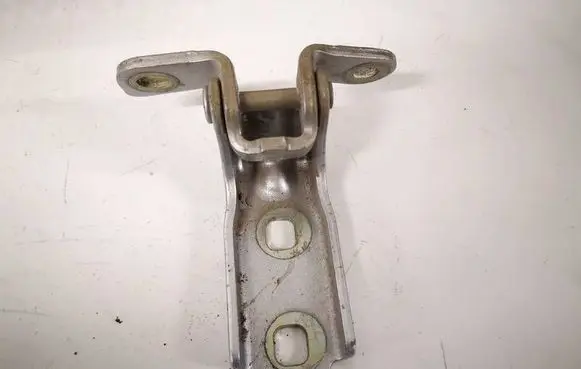 Cadillac ATS Rear door lower hinge 