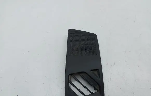 Side speaker trim/cover