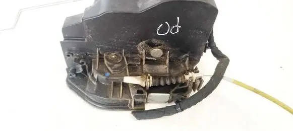 BMW 5 GT F07 Front door lock 7229458