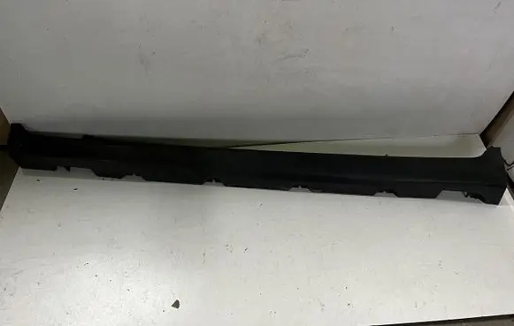 Mercedes-Benz GLC X253 C253 Sill/side skirt trim 