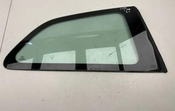 Ford Fiesta Rear side window DOT682AS2M3232 43R001583