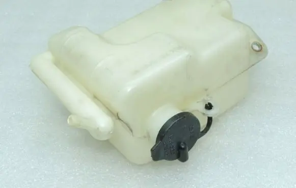 Toyota Avensis T250 Coolant expansion tank/reservoir cap