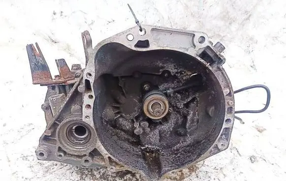 Nissan Note (E11) Manual 5 speed gearbox 8200247902 JHQCG