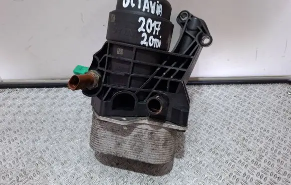 Skoda Octavia Mk3 (5E) Oil filter mounting bracket 03N115389A
