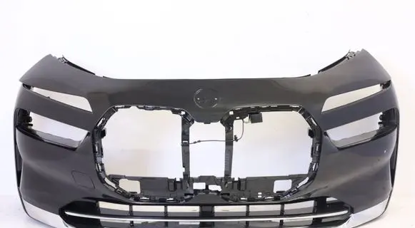BMW 7 G70 Front bumper 657483934