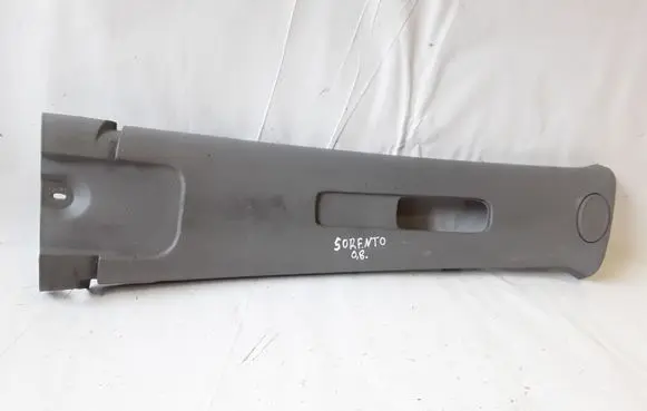 KIA Sorento (B) pillar trim (top) 858243E000