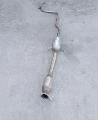 Toyota Yaris Middle muffler/silencer 