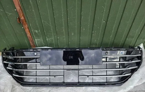 Volkswagen PASSAT B9 Front bumper lower grill 3J0853677B 3J0853677D