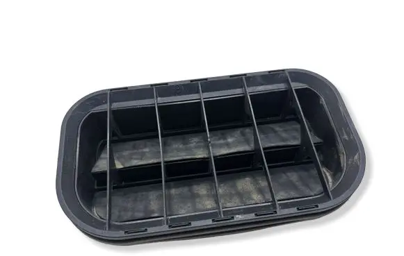 Audi A4 S4 B5 8D Quarter panel pressure vent 4A0819181